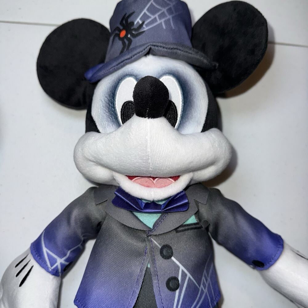 Disney Parks 2022 Halloween Mickey Minnie Plush Set Vampire Ghoul Spooky - Picture 5 of 7